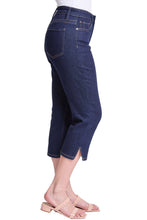 Load image into Gallery viewer, RFM - Essential High Rise Capri: Dark Rinse / 13/31