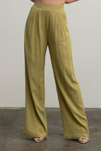 Load image into Gallery viewer, Blu Pepper - HIGH WAIST WIDE LEG PLEATED LINEN PANTS: LIGHT OLIVE