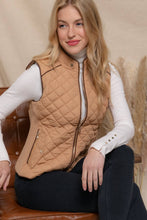Load image into Gallery viewer, Active Basic | Active USA - Suede Piping Detail Rib Quilted Padding Vest:/// OLV-olive oil / S