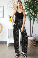 Load image into Gallery viewer, HEIMISH - EP6700-10 ANIMAL CASUAL PANTS: 2-2-2 (S-M-L) / BLACK/KHAKI///
