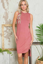 Load image into Gallery viewer, Burgundy Apparel - SLEEVELESS HI-LOW DRESS: BLACK / L ///