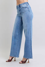Load image into Gallery viewer, Judy Blue Jeans - High Waisted Vintage Wash Retro Wide Leg: MD / 7(28)///