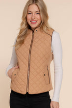 Load image into Gallery viewer, Active Basic | Active USA - Suede Piping Detail Rib Quilted Padding Vest:/// OLV-olive oil / S
