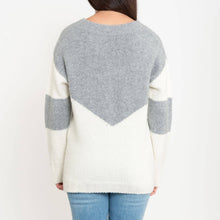 Load image into Gallery viewer, Elsie &amp; Zoey - Lacen Color Block Sweater: Latte / 2XL ///
