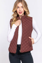 Load image into Gallery viewer, 42POPS - ',,,....SLIM FIT SUEDE PIPING QUILTED PADDING VEST: RED-red-185553 / M