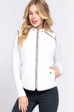 Load image into Gallery viewer, 42POPS - ',,,....SLIM FIT SUEDE PIPING QUILTED PADDING VEST: RED-red-185553 / S