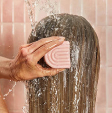 Load image into Gallery viewer, KITSCH - Castor Oil Nourishing Conditioner Bar