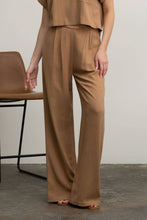 Load image into Gallery viewer, Blu Pepper - HIGH WAIST WIDE LEG PLEATED LINEN PANTS: LIGHT OLIVE