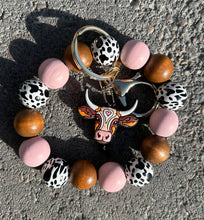 Load image into Gallery viewer, JILLIAN INK LLC - Longhorn Western Focal Bead Wristlet Keychain ///
