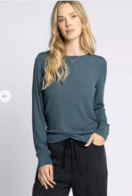 Load image into Gallery viewer, Stacy long sleeve