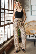 Load image into Gallery viewer, HEIMISH - EP6700-10 ANIMAL CASUAL PANTS: 2-2-2 (S-M-L) / BLACK/KHAKI///
