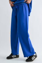 Load image into Gallery viewer, Mono B - Malibu Wide-Leg Fleece Pants: ELDERGREEN / S:M:L (2:2:2)