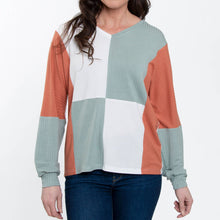Load image into Gallery viewer, Elsie &amp; Zoey - Keegan Long Sleeve V-Neck Color Block Sweater: M/L ///