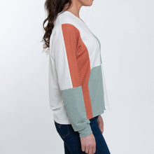 Load image into Gallery viewer, Elsie &amp; Zoey - Keegan Long Sleeve V-Neck Color Block Sweater: S/M ///