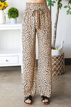 Load image into Gallery viewer, HEIMISH - EP6700-10 ANIMAL CASUAL PANTS: 2-2-2 (S-M-L) / BLACK/KHAKI///