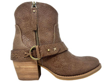 Load image into Gallery viewer, Very G - Merlot Low - Women's Bootie: Black / 10 ///