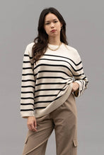 Load image into Gallery viewer, Blu Pepper - DROP SHOULDER STRIPED KNIT SWEATER: BLACK ///