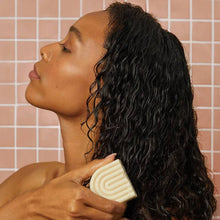 Load image into Gallery viewer, KITSCH - Coconut Oil Shampoo &amp; Conditioner Bar Combo for Dry Damaged Hair