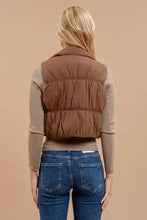 Load image into Gallery viewer, Blu Pepper - COLLARED ZIP UP CROPPED PUFFER VEST: OLIVE ///