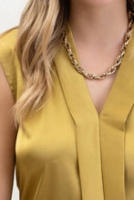 Load image into Gallery viewer, Blu Pepper - SATIN COLLARED SLEEVELESS BLOUSE: CHAMPAGNE ///