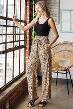 Load image into Gallery viewer, HEIMISH - EP6700-10 ANIMAL CASUAL PANTS: 2-2-2 (S-M-L) / BLACK/KHAKI///