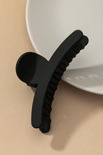 Load image into Gallery viewer, Matte finish curve shape jumbo hair claw clip **